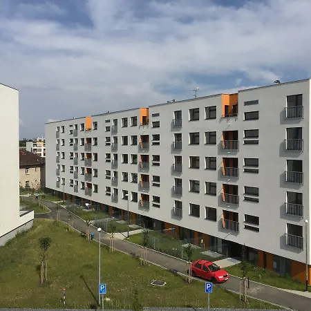 Uhrineves Apartment